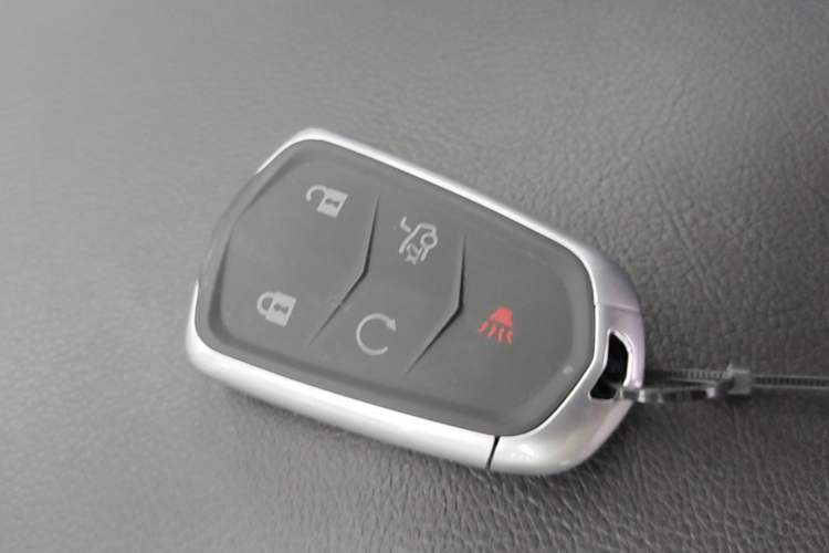 Used Cadillac XTS 2018 28T Elite Edition Vehicle Key