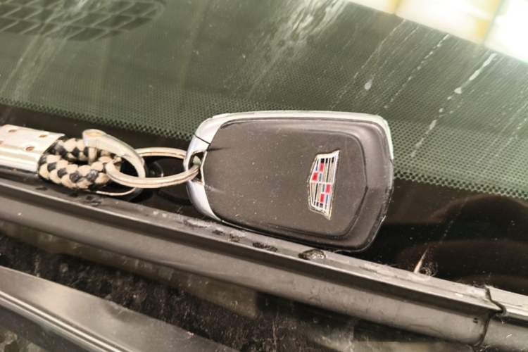 Used Cadillac XTS 2018 28T Elite Edition Vehicle Key