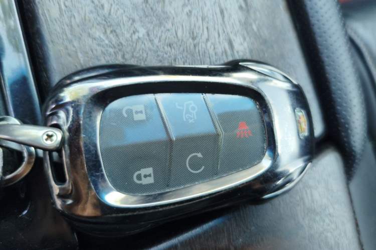 Used Cadillac XTS 2018 28T Elite Edition Vehicle Key