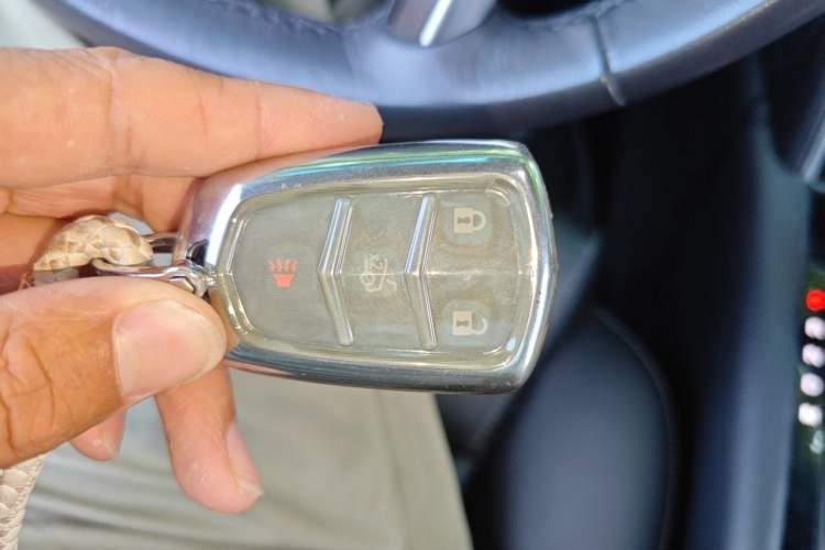 Used Cadillac XTS 2018 28T Tech Edition Vehicle Key