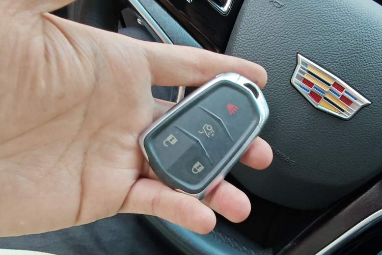 Used Cadillac XTS 2018 28T Tech Edition Vehicle Key