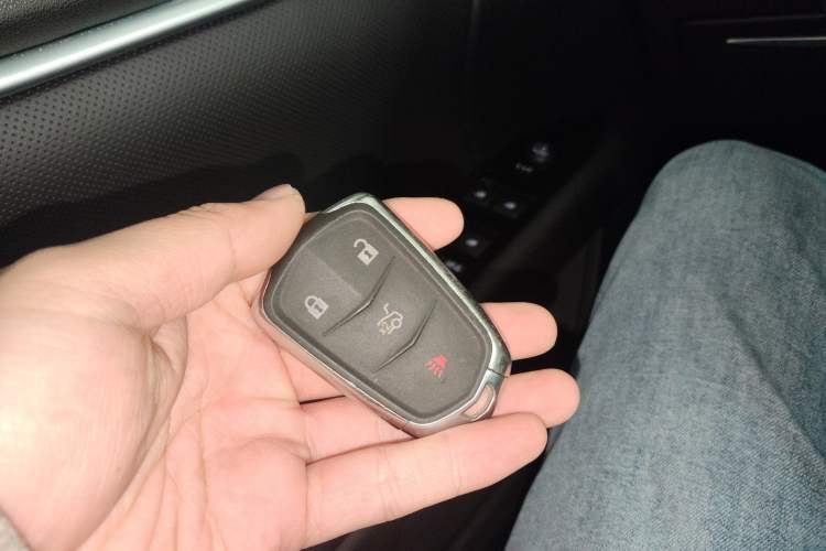Used Cadillac XTS 2018 28T Tech Edition Vehicle Key