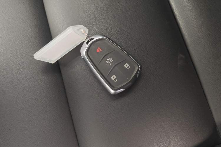 Used Cadillac XTS 2018 28T Tech Edition Vehicle Key