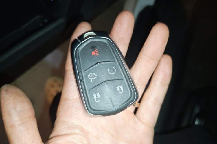 Used Cadillac XTS 2018 28T Elite Edition Vehicle Key