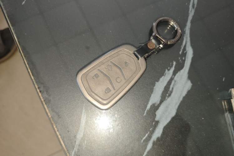 Used Cadillac XTS 2018 28T Tech Edition Vehicle Key