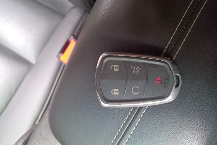 Used Cadillac XTS 2018 28T Elite Edition Vehicle Key