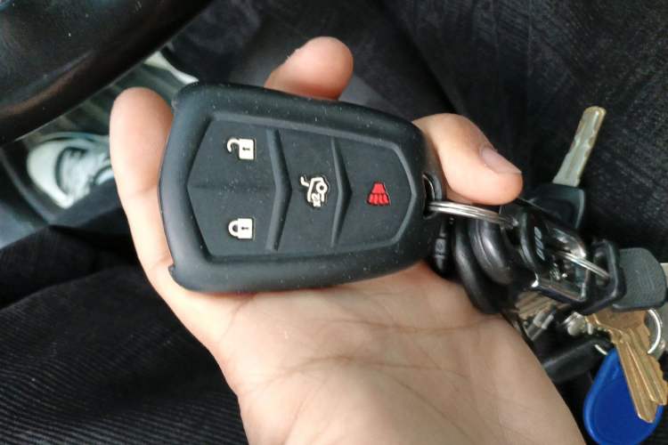 Used Cadillac XTS 2018 28T Tech Edition Vehicle Key