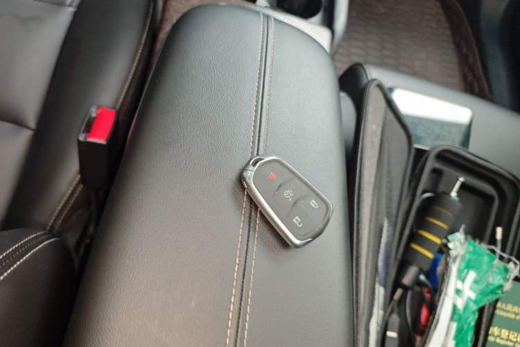 Used Cadillac XTS 2018 28T Tech Edition Vehicle Key