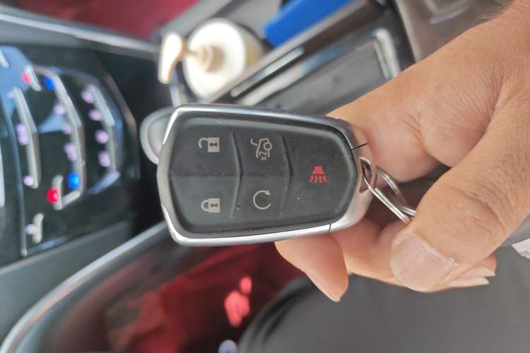 Used Cadillac XTS 2018 28T Elite Edition Vehicle Key