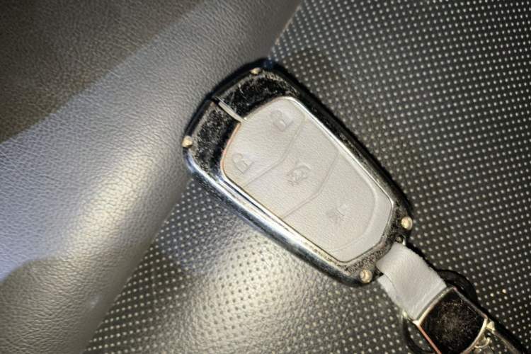 Used Cadillac XTS 2018 28T Elite Edition Vehicle Key