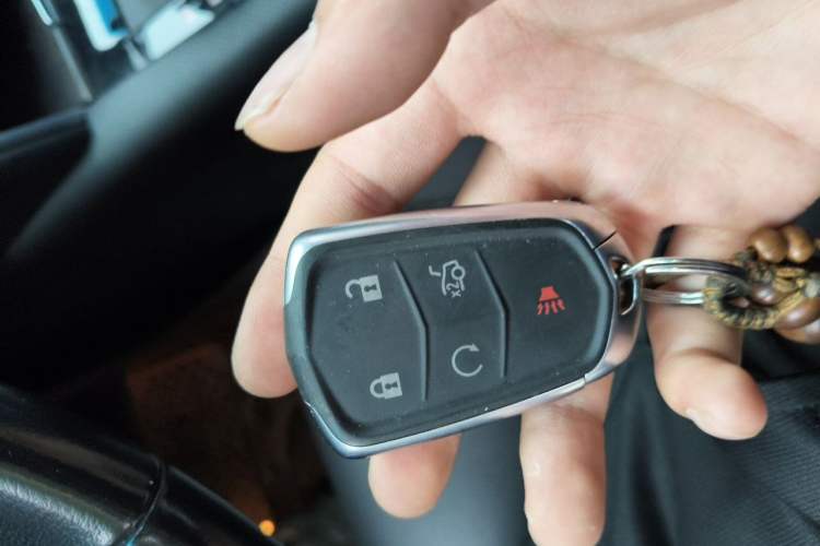 Used Cadillac XTS 2018 28T Elite Edition Vehicle Key