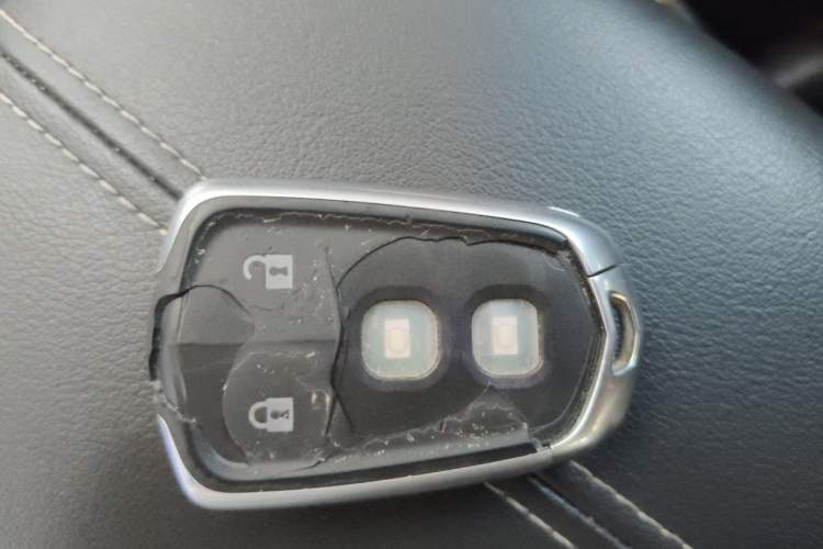 Used Cadillac XTS 2018 28T Tech Edition Vehicle Key