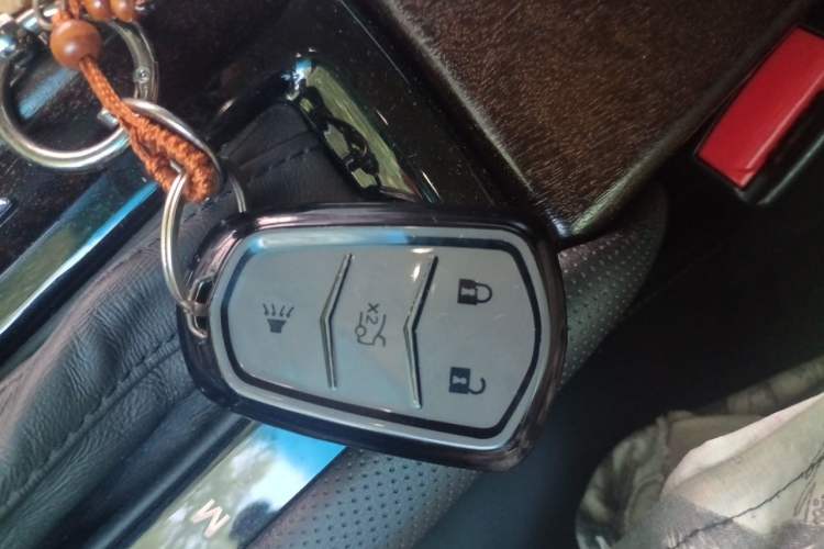 Used Cadillac XTS 2018 28T Tech Edition Vehicle Key