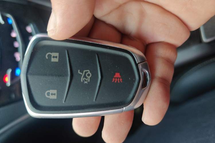 Used Cadillac XTS 2018 28T Tech Edition Vehicle Key