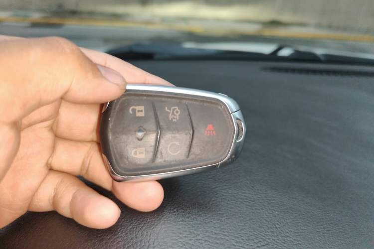 Used Cadillac XTS 2018 28T Elite Edition Vehicle Key