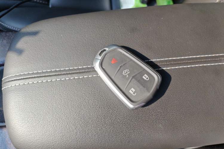 Used Cadillac XTS 2018 28T Tech Edition Vehicle Key