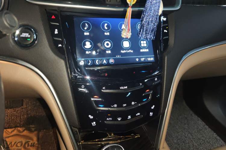 Used Cadillac XTS 2018 28T Luxury Edition Audio And AC Panel