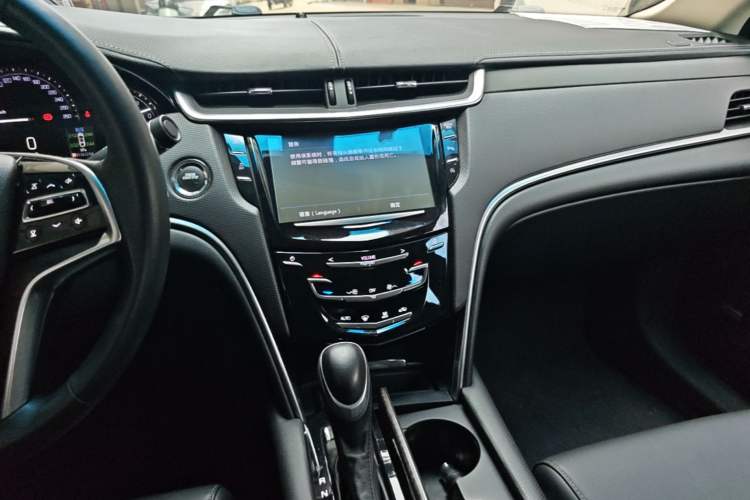 Used Cadillac XTS 2018 28T Tech Edition Audio And AC Panel