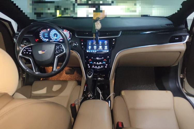 Used Cadillac XTS 2018 28T Luxury Edition Center Console