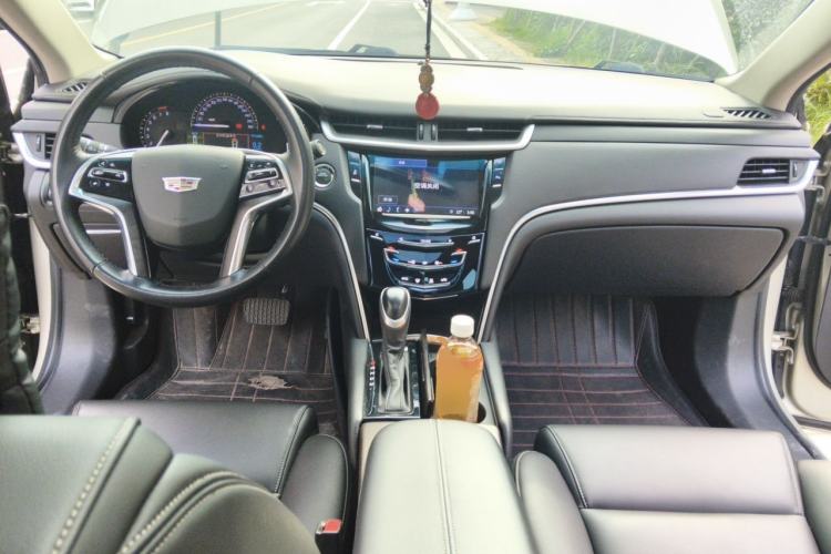 Used Cadillac XTS 2018 28T Tech Edition Center Console