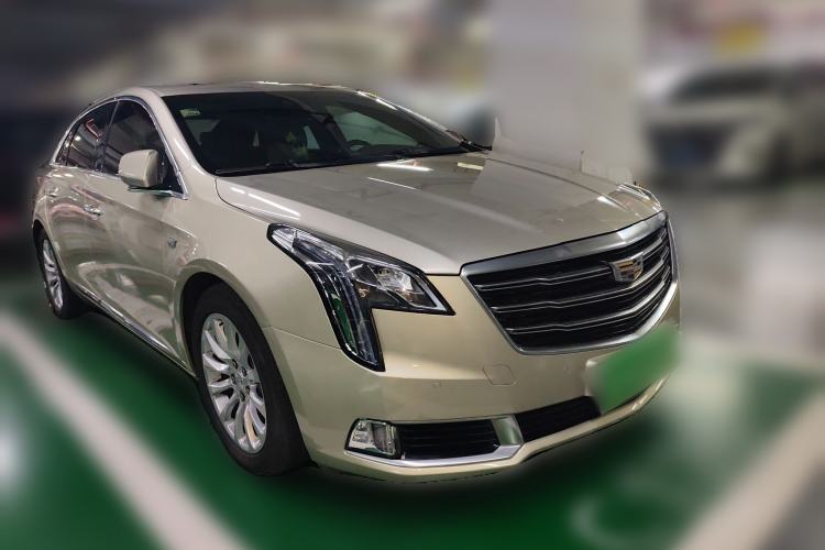 Used Cadillac XTS 2018 28T Luxury Edition Front Right 45 Deg