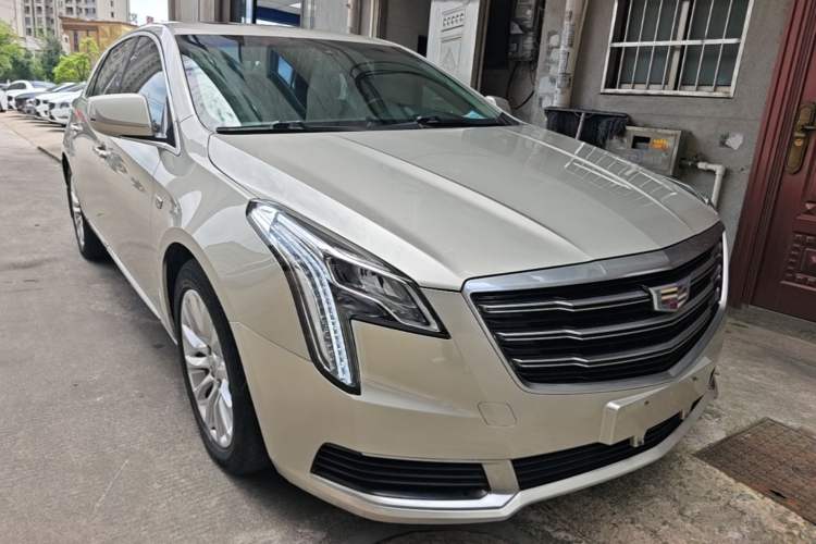 Used Cadillac XTS 2018 28T Tech Edition Front Right 45 Deg