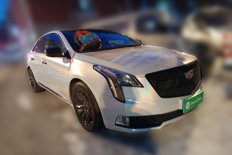 Used Cadillac XTS 2018 28T Elite Edition Front Right 45 Deg