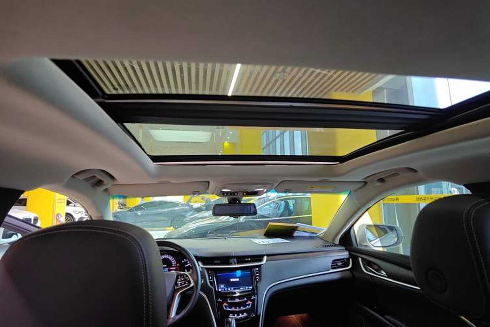 Used Cadillac XTS 2018 28T Elite Edition Headliner