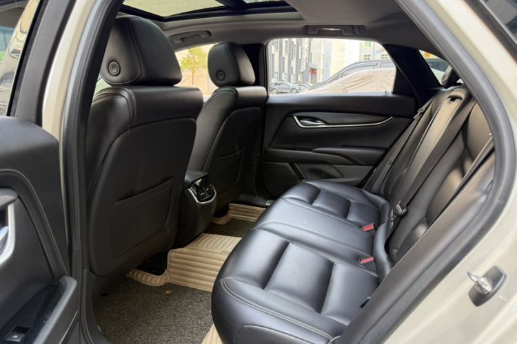Used Cadillac XTS 2018 28T Tech Edition Interior 1