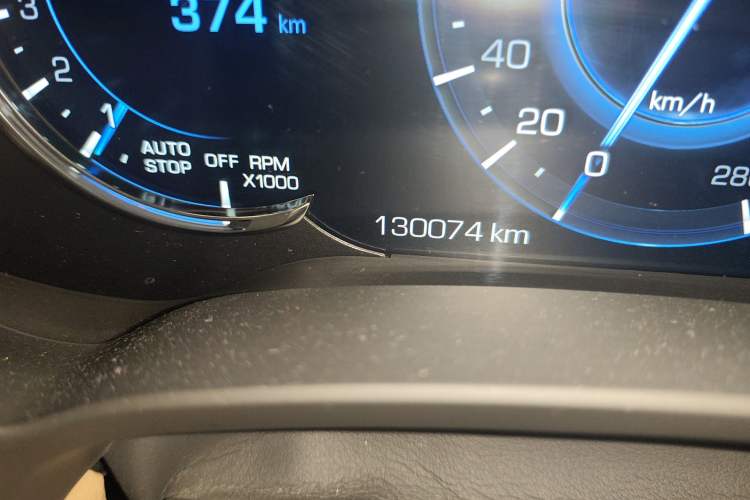 Used Cadillac XTS 2018 28T Luxury Edition Odometer Close Up