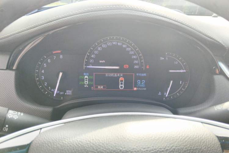 Used Cadillac XTS 2018 28T Tech Edition Odometer Close Up