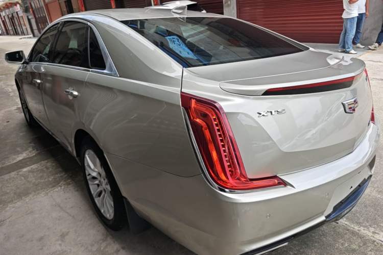 Used Cadillac XTS 2018 28T Tech Edition Rear Left 45 Deg