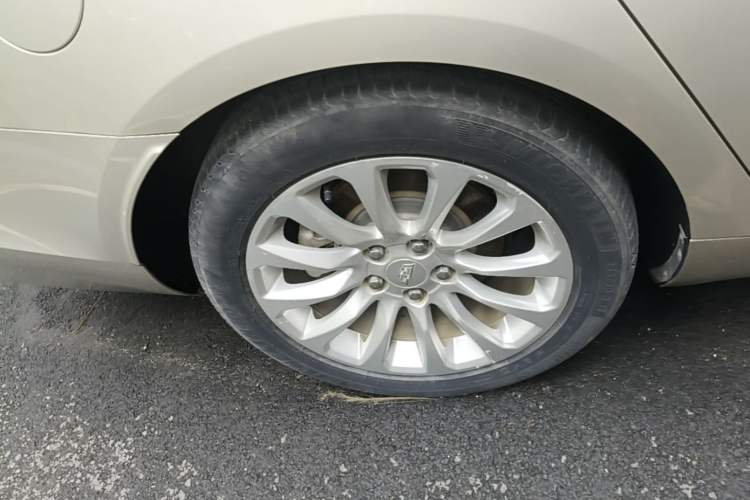 Used Cadillac XTS 2018 28T Tech Edition Right Rear Wheel Hub