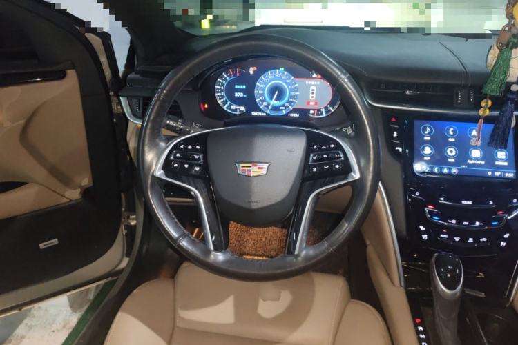 Used Cadillac XTS 2018 28T Luxury Edition Steering Wheel
