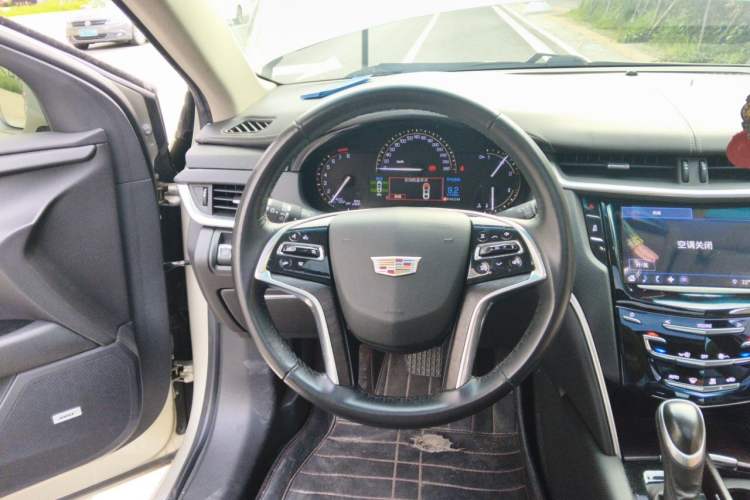 Used Cadillac XTS 2018 28T Tech Edition Steering Wheel