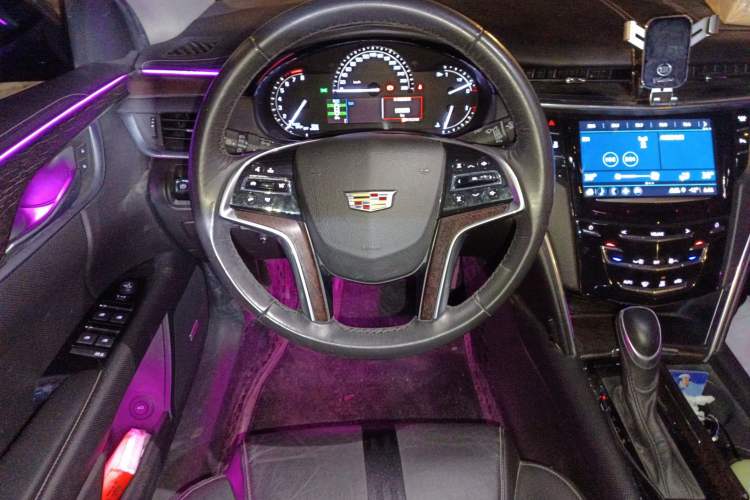 Used Cadillac XTS 2018 28T Elite Edition Steering Wheel