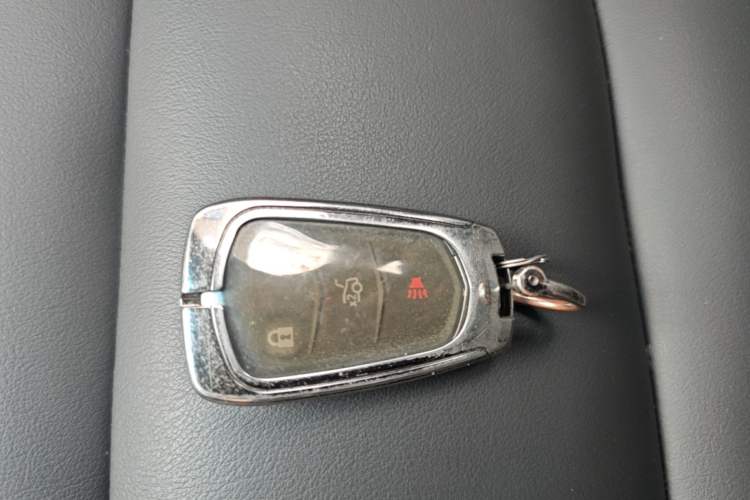 Used Cadillac XTS 2018 28T Tech Edition Vehicle Key