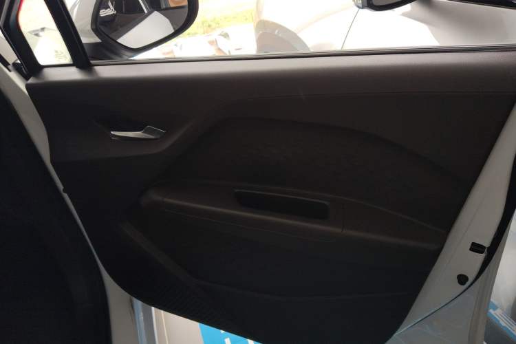 Used Cao 60 2023 60 Right Front Door Interior