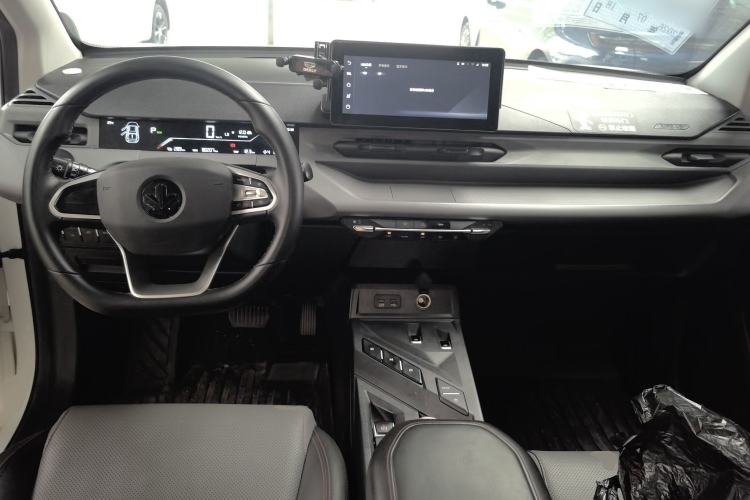 Used Cao 60 2024 - Travel Edition Center Console