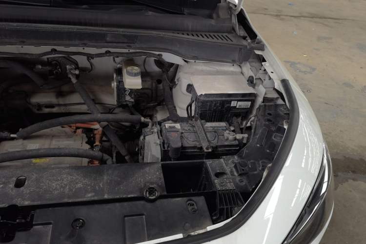Used Cao 60 2024 - Travel Edition Engine Bay Left