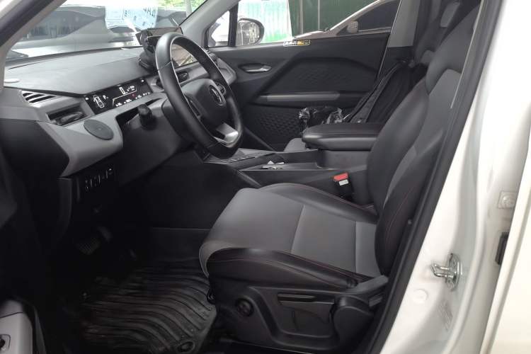 Used Cao 60 2024 - Travel Edition Left Front Seat