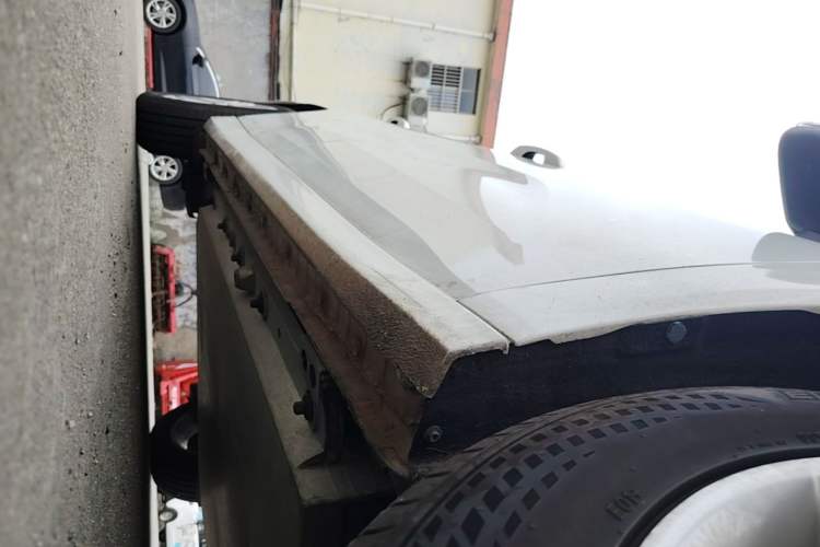 Used Cao 60 2024 - Travel Edition Right Side Sill