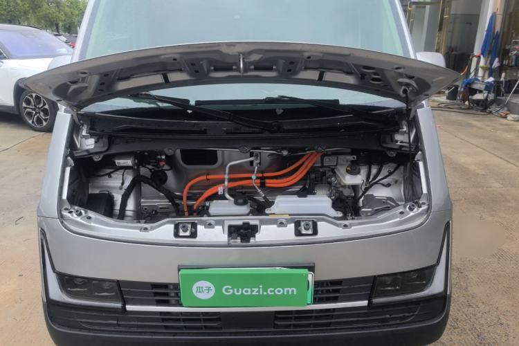 Used CAVAN Le Fu 2025 Model, Yue Xing Edition+ Short Wheelbase Flat Roof—Aegean 50.23 kWh Engine Bay