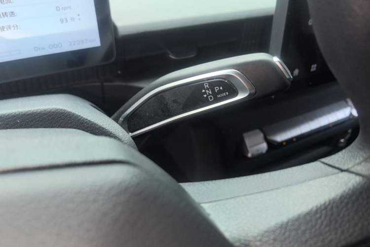 Used CAVAN Le Fu 2025 Model, Yue Xing Edition+ Short Wheelbase Flat Roof—Aegean 50.23 kWh Gear Lever