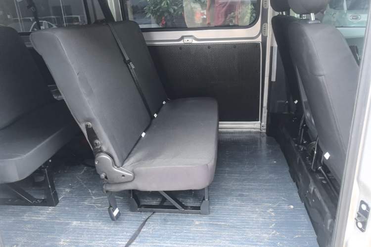 Used CAVAN Le Fu 2025 Model, Yue Xing Edition+ Short Wheelbase Flat Roof—Aegean 50.23 kWh Left Rear Seat