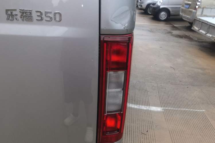 Used CAVAN Le Fu 2025 Model, Yue Xing Edition+ Short Wheelbase Flat Roof—Aegean 50.23 kWh Right Rear Taillight