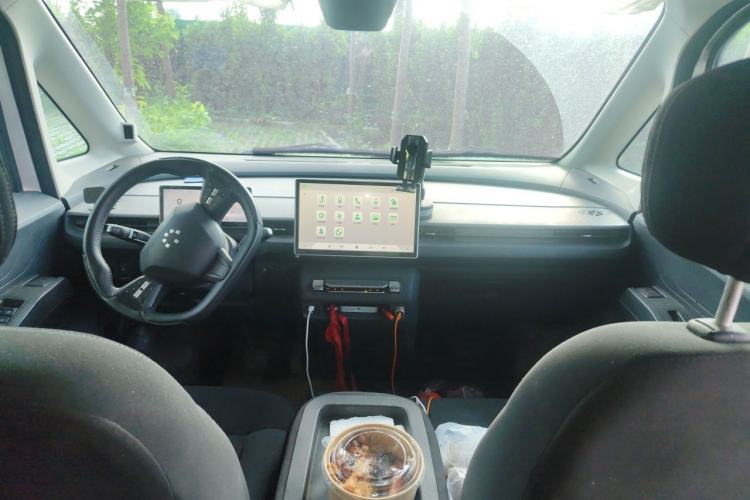 Used CAVAN Le Fu 2025 Rui Xing Edition Le Edition with Blackout Windows CATL 41.86 kWh Center Console
