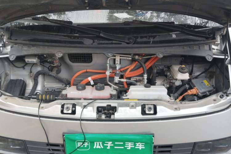 Used CAVAN Le Fu  Engine Bay