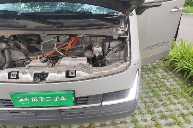 Used CAVAN Le Fu 2025 Rui Xing Edition Le Edition with Blackout Windows CATL 41.86 kWh Engine Bay Left