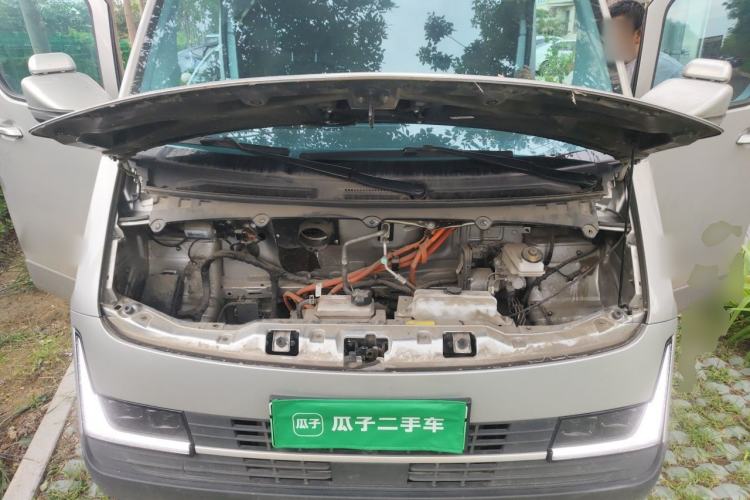 Used CAVAN Le Fu 2025 Rui Xing Edition Le Edition with Blackout Windows CATL 41.86 kWh Engine Bay
